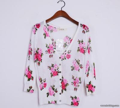 北京丰台外贸服装批发新动态 秋冬装毛衣毛衫20万件到库，引爆采购热潮